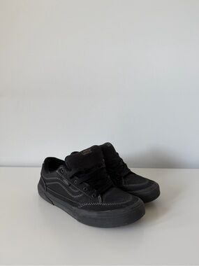 Vans Youth Black Low-Top Skate Shoes